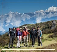 phalut sandakphu trekking package route